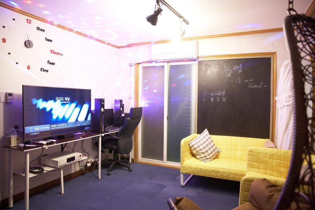 W Mini Hotel Dongdaemoon Seúl Exterior foto